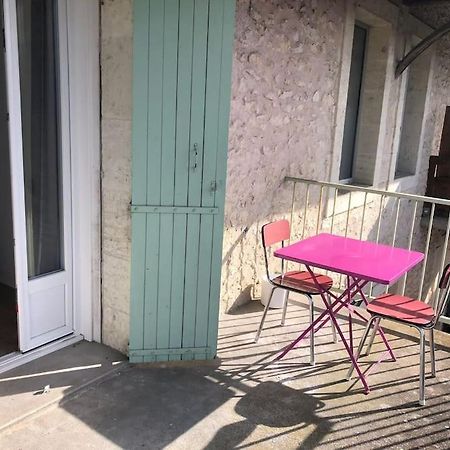 Appartement Avec Terrasse, Parking Gratuit Périgueux Εξωτερικό φωτογραφία