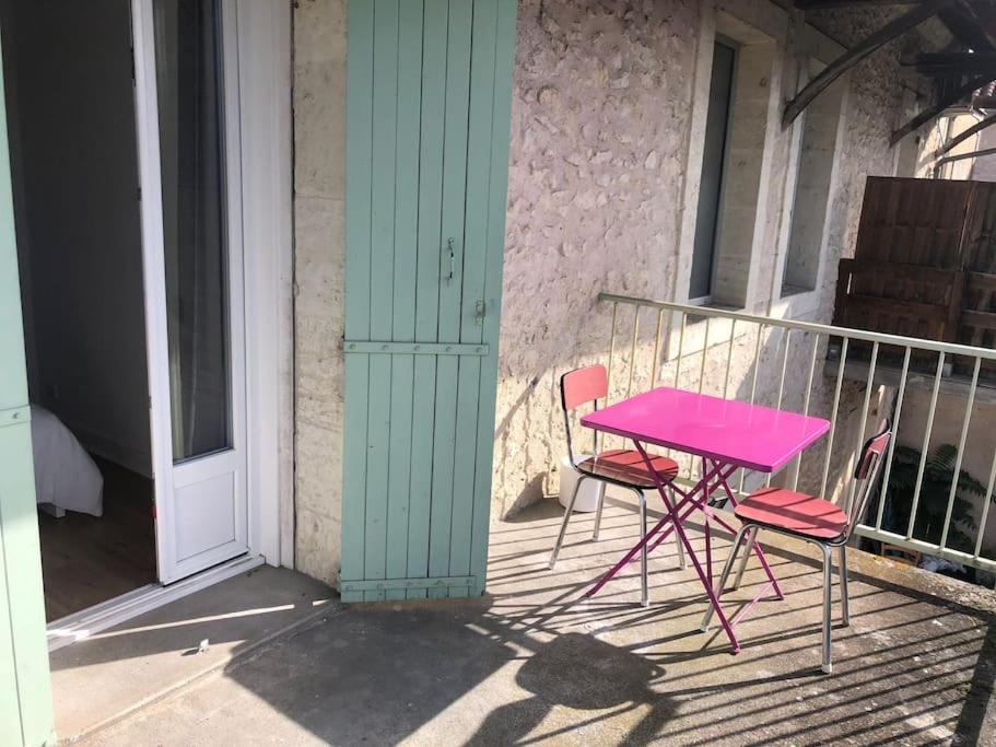 Appartement Avec Terrasse, Parking Gratuit Périgueux Εξωτερικό φωτογραφία
